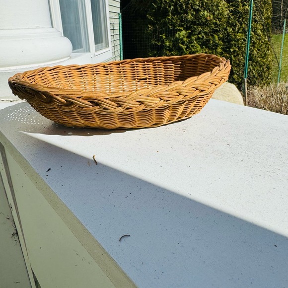 VTG Brown Wicker Boho Basket Catchall Farmhouse Rustic Organize Storage Mail - Picture 5 of 5
